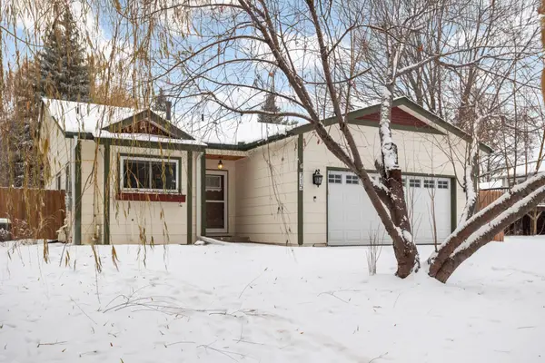 715 Liberty Heights Drive, Chaska, MN 55318