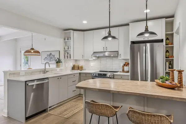 3054 Boone Avenue S, Saint Louis Park, MN 55426