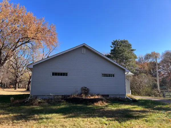 8461 Groveland Road, Mounds View, MN 55112