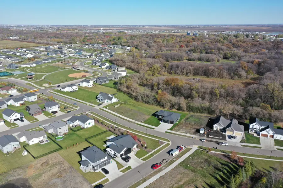 8916 Meadowlark Parkway, Horace, ND 58047 - #3