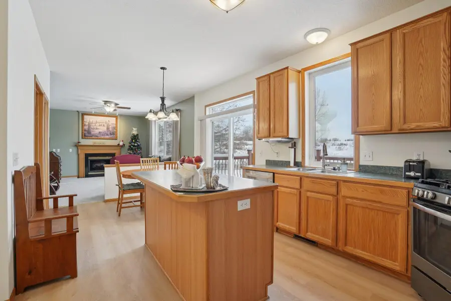 3913 Oxford Drive, Woodbury, MN 55125 - #3