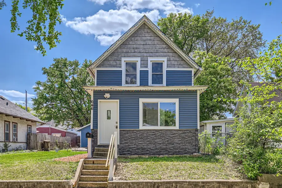 646 Van Buren Avenue, Saint Paul, MN 55104 - Image #2
