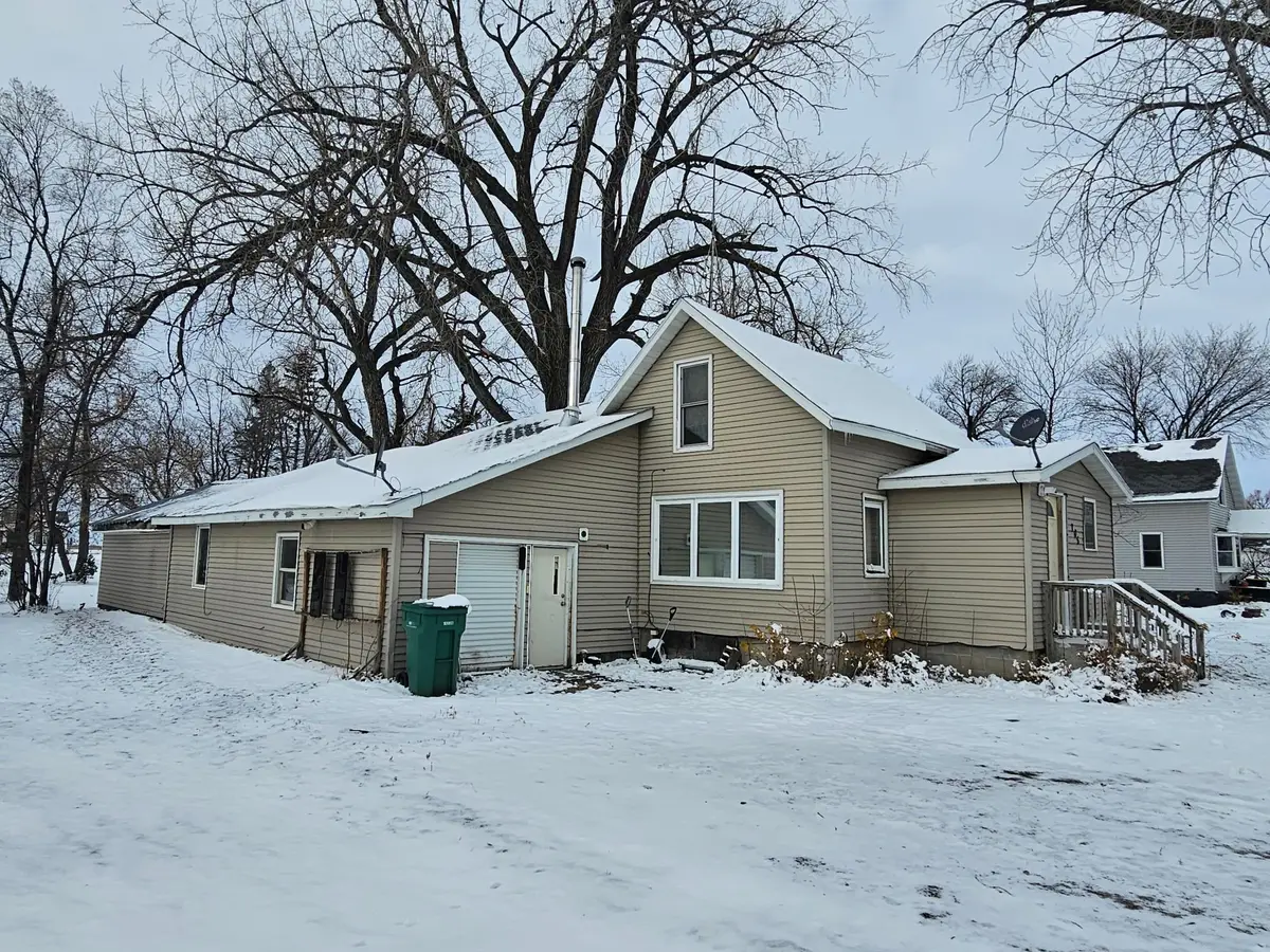 705 Neill Street, Buxton, ND 58218 - #1
