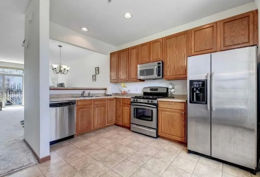 15611 June Grass Lane, Eden Prairie, MN 55347 - Image #2