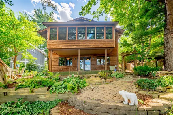 420 Mccarrons Boulevard S, Roseville, MN 55113