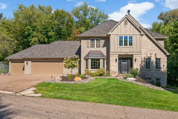 4902 Beacon Hill Road, Minnetonka, MN 55345