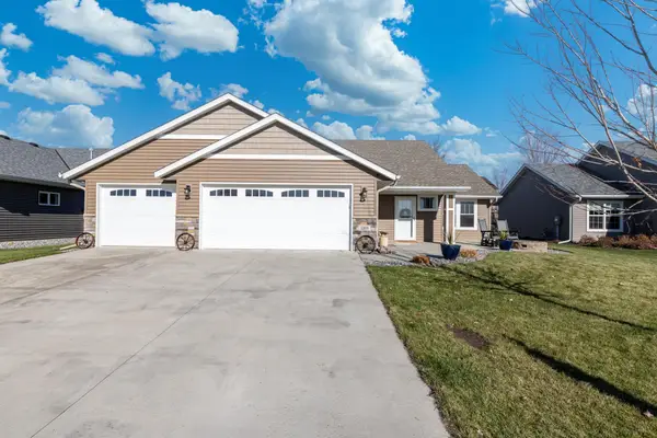 1308 Linwood Road, Belle Plaine, MN 56011