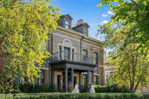 2201 Pillsbury Avenue S, Minneapolis, MN 55404