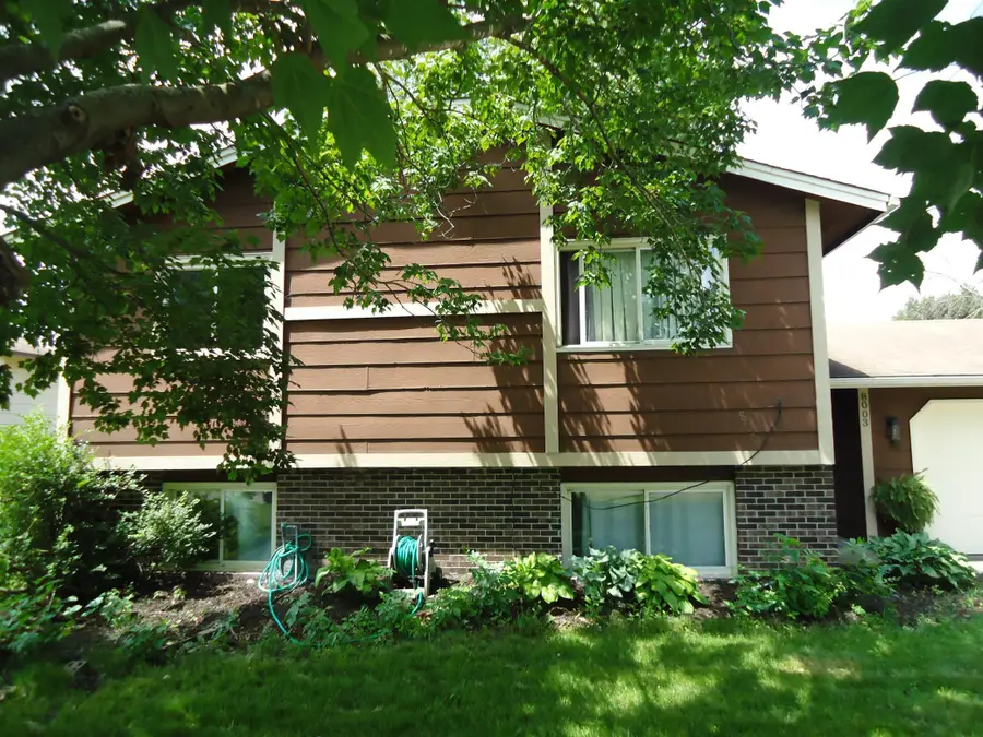 8003 Fairfield Circle, Minneapolis, MN 55444 - Image #3