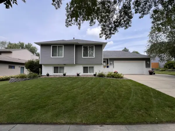 4451 57th Street Nw, Rochester, MN 55901