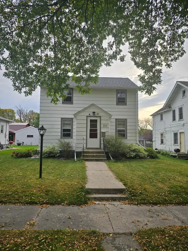 212 N 10th Street, Montevideo, MN 56265