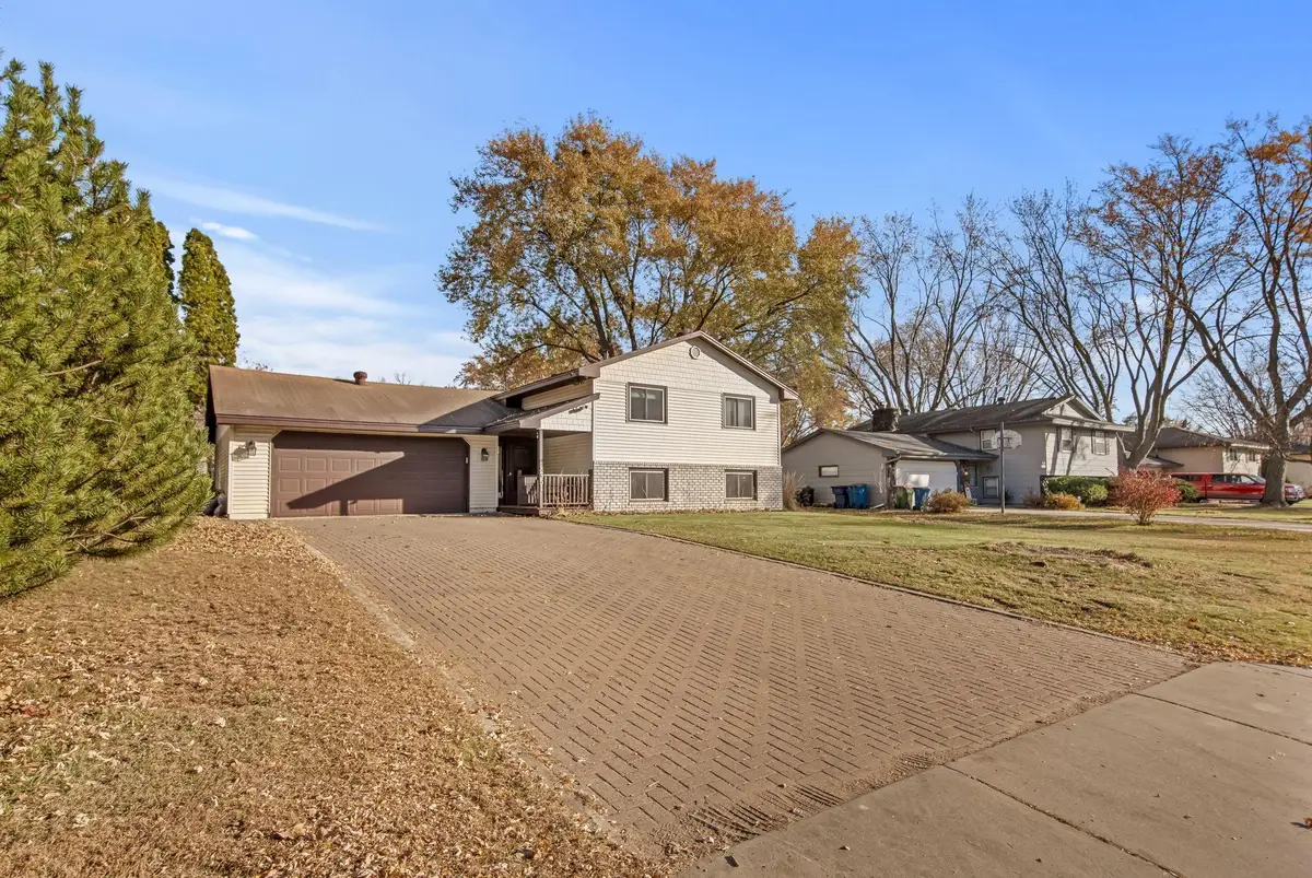 8351 6th Street Ne, Spring Lake Park, MN 55432 - Image #1