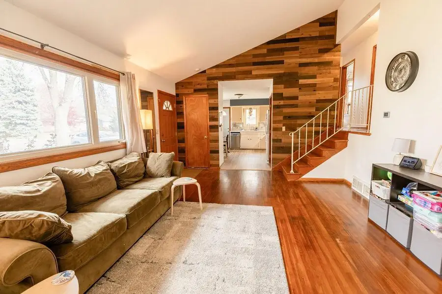 6609 74 1/2 Avenue N, Brooklyn Park, MN 55428 - Image #2