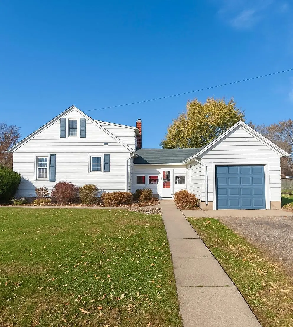 925 S Prairie Street, Lake City, MN 55041 - Image #1