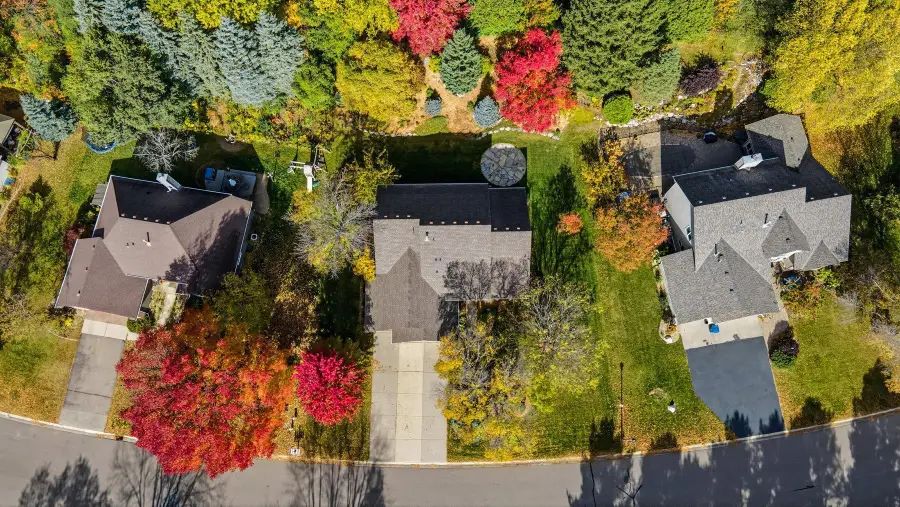 16706 Innsbrook Drive, Lakeville, MN 55044 - Image #2