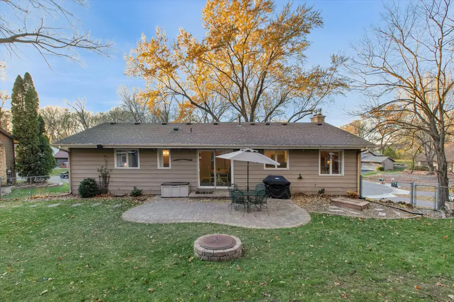 12703 Pheasant Run, Burnsville, MN 55337 - Image #2