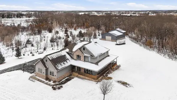 1872 Dom Circle, Saint Augusta, MN 55320