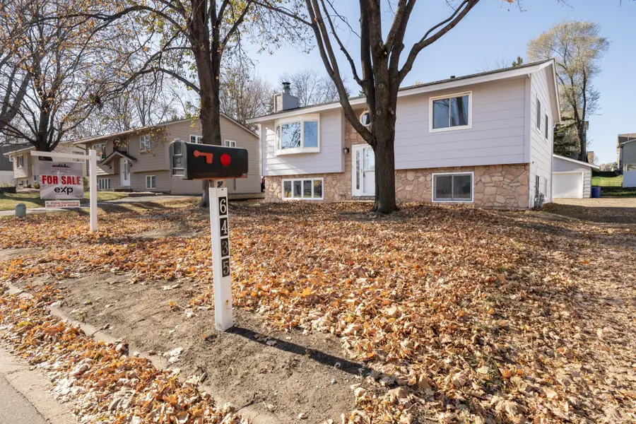 6435 Dawn Way, Inver Grove Heights, MN 55076 - Image #3