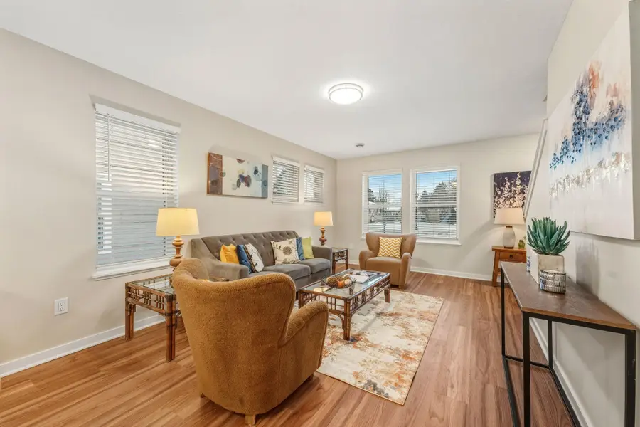 1368 Winthrop Street N #2, Saint Paul, MN 55119 - #3