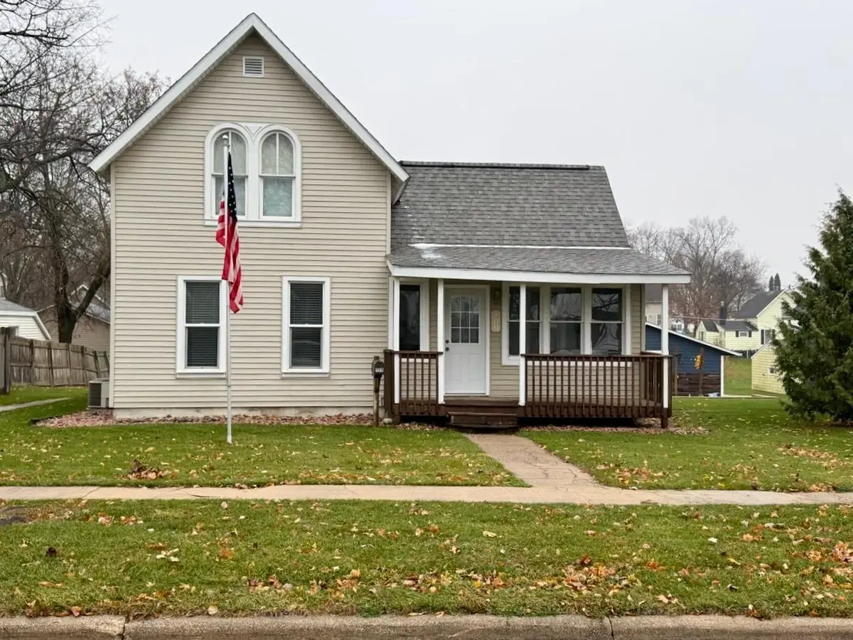 409 Center Avenue, Spring Valley, MN 55975 - Image #1