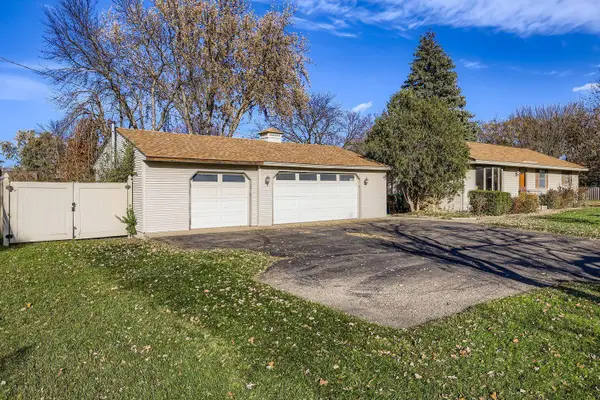 6802 117th Avenue N, Champlin, MN 55316