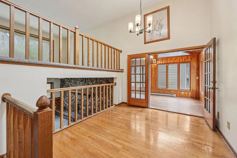 330 E 152nd Street, Burnsville, MN 55306 - Image #3