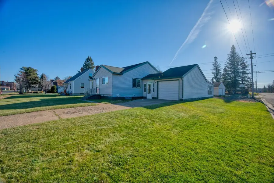 529 W 4th Avenue, Keewatin, MN 55753 - Image #3