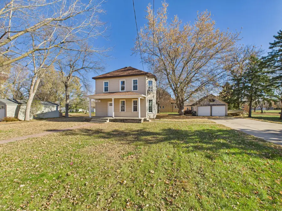 544 Washburn Avenue, Belgrade, MN 56312 - Image #2