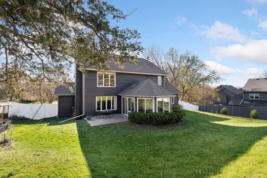 12634 Hilloway Road W, Minnetonka, MN 55305 - Image #2