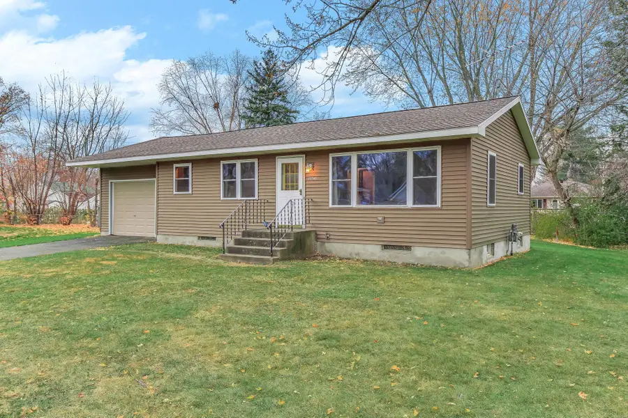 30740 Palmer Court, Lindstrom, MN 55045 - Image #2