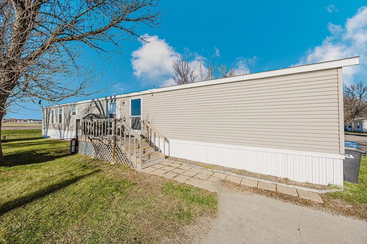 206 8th Street Nw, Dilworth, MN 56529 - Image #1