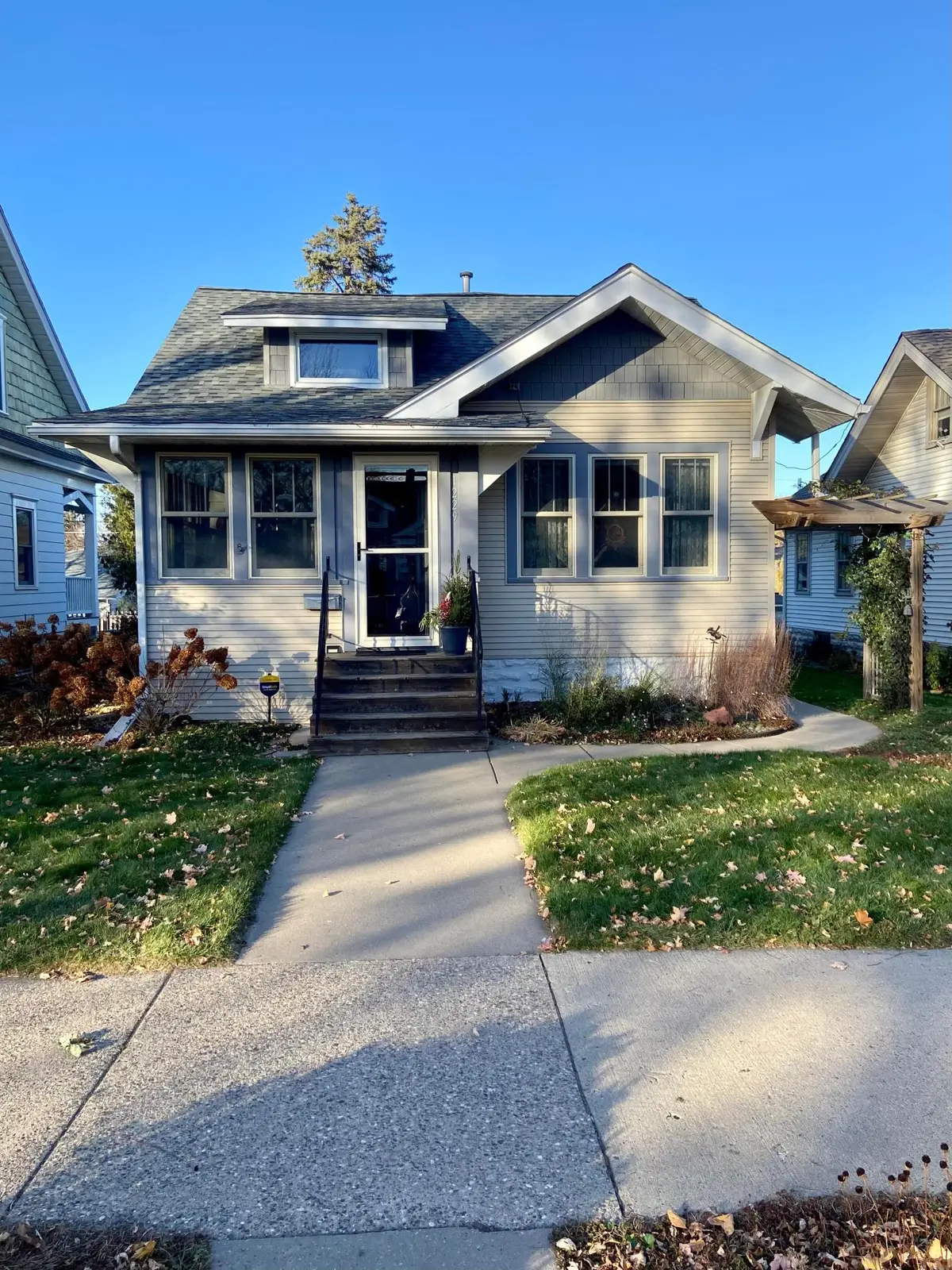 1229 Lafond Avenue, Saint Paul, MN 55104 - Image #1