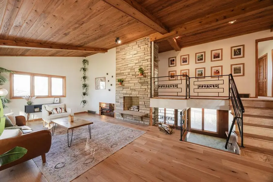 3213 Skycroft Drive, Saint Anthony, MN 55418 - Image #3