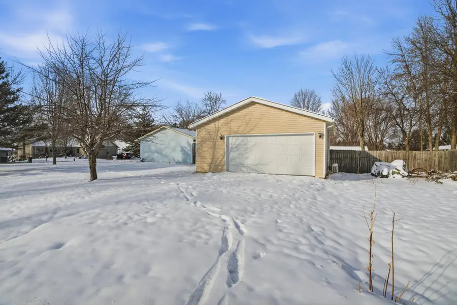 530 Nelson Court, Center City, MN 55012 - Image #3