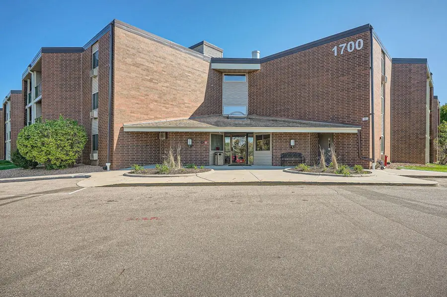 1700 Four Oaks Road #314B, Eagan, MN 55121 - #2