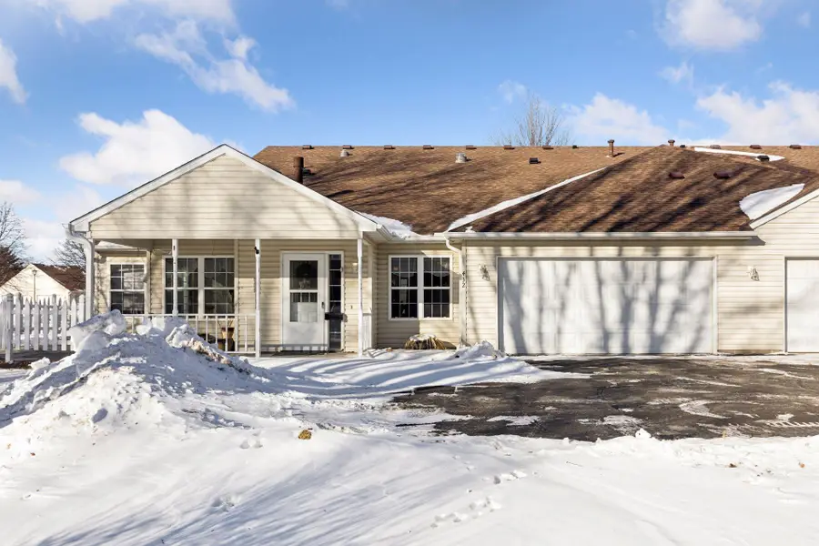 432 Sarazin Street, Shakopee, MN 55379 - Image #2