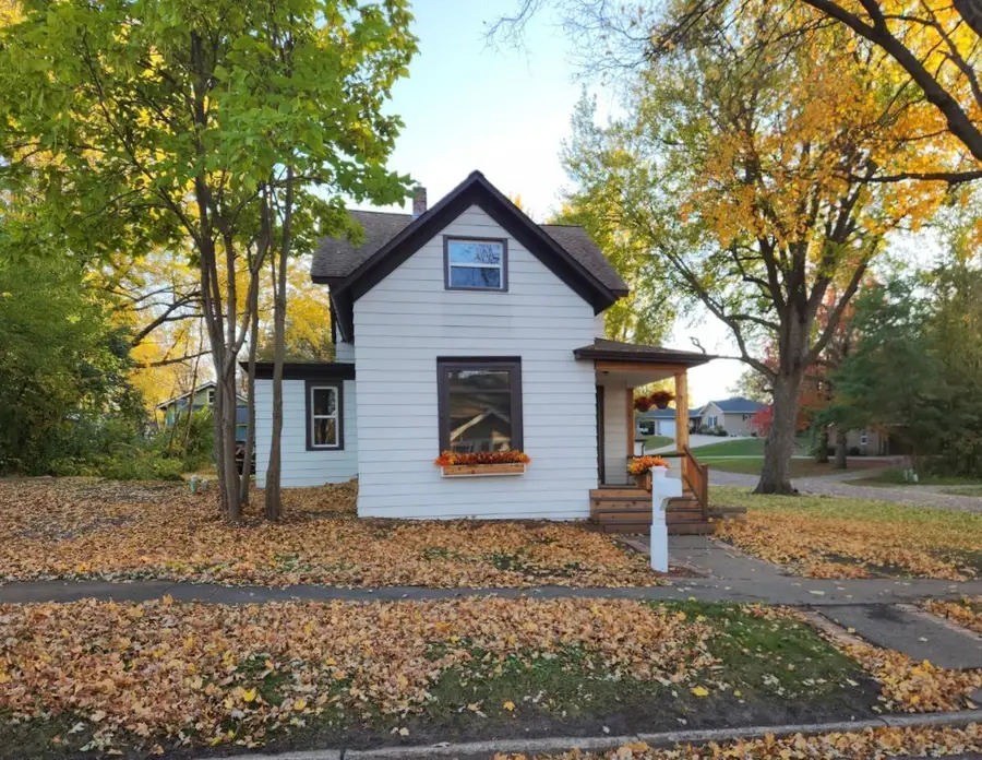 226 W Wyoming Street, Redwood Falls, MN 56283 - Image #3