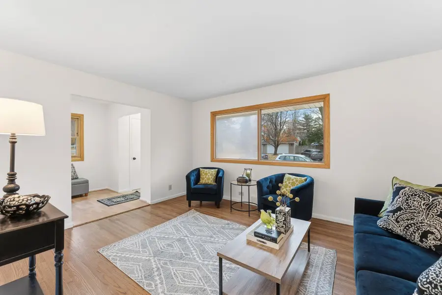 1114 W 80 1/2 Street, Bloomington, MN 55420 - Image #3