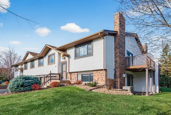 5586 Donegal Drive, Shoreview, MN 55126