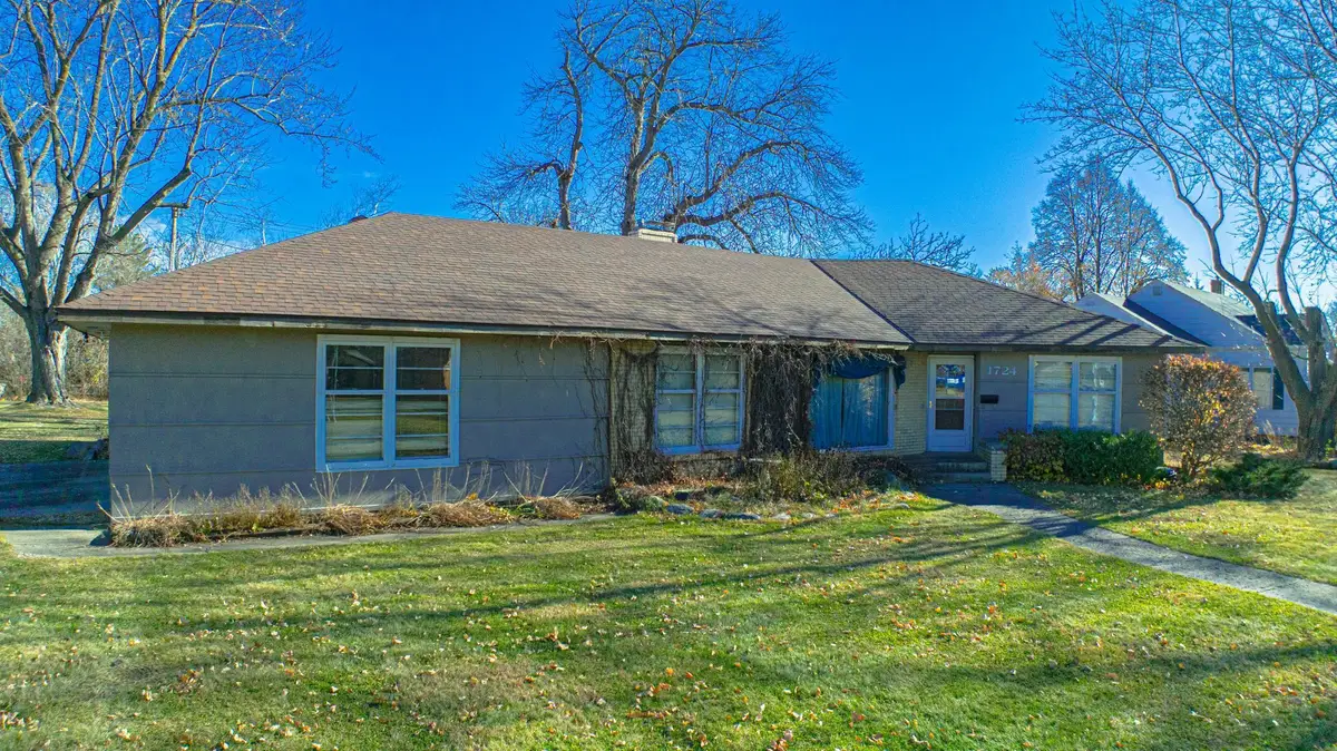 1724 Ford Avenue N, Glencoe, MN 55336 - Image #1