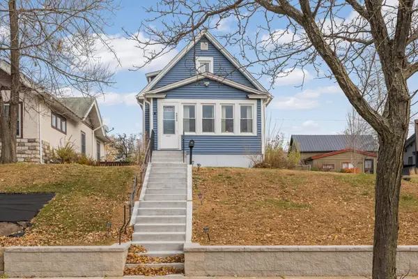 3933 17th Avenue S, Minneapolis, MN 55407