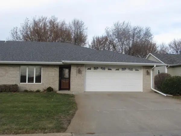 1260 Collegeway, Worthington, MN 56187