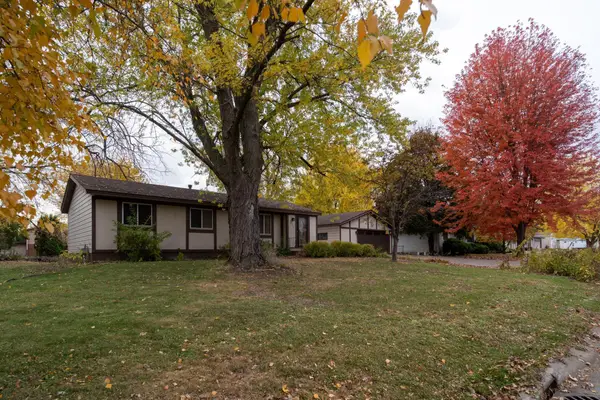 7940 Aldrich Avenue N, Brooklyn Park, MN 55444