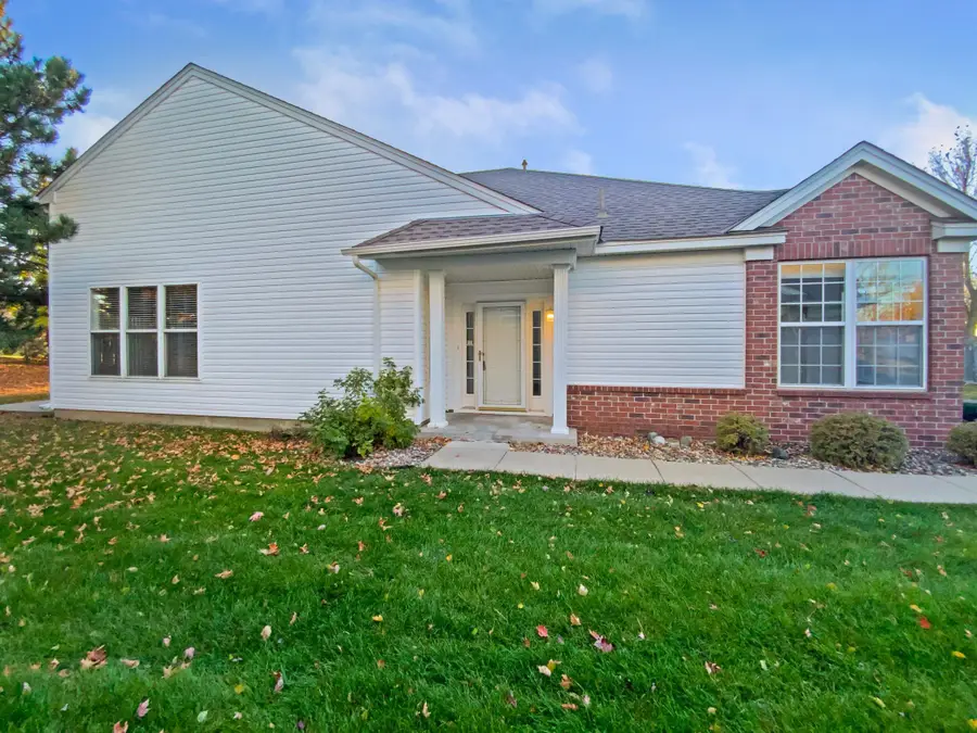 1656 Oakbrooke Way, Eagan, MN 55122 - Image #2