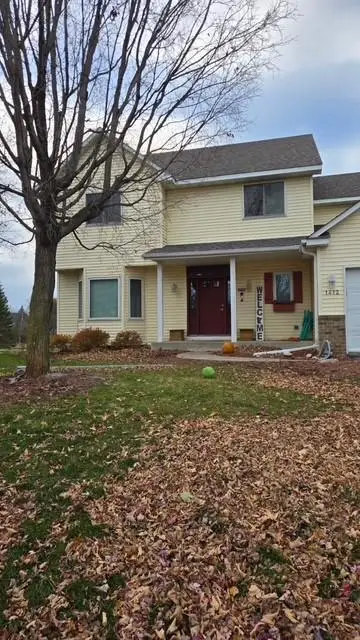 1412 Honeysuckle Lane, Waconia, MN 55387 - Image #2