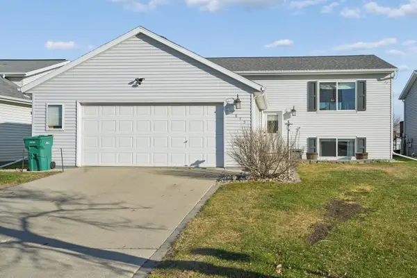 1845 Huntington Court, West Fargo, ND 58078