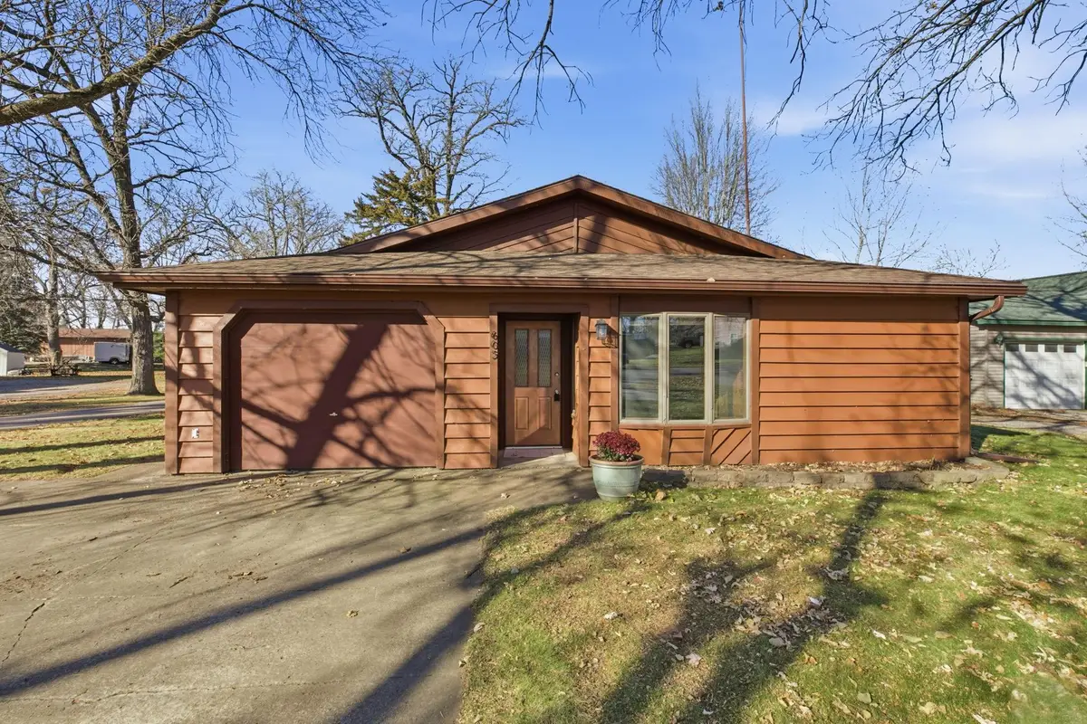 605 Chinook Avenue Sw, Avon, MN 56310 - Image #1