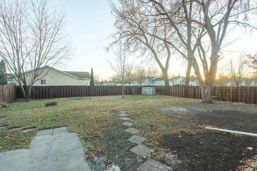 921 18th Avenue N, Moorhead, MN 56560 - Image #3