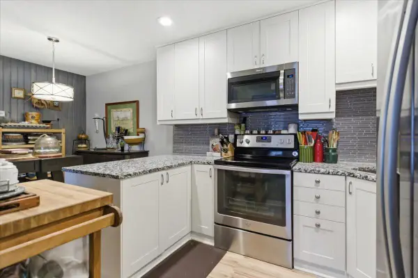 5440 Three Points Boulevard #523, Mound, MN 55364