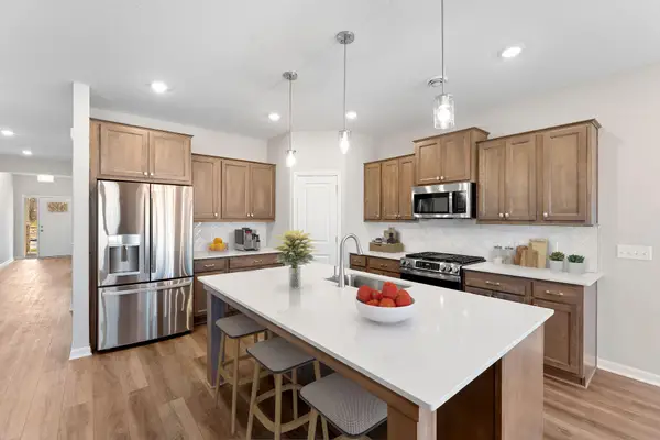 10591 Mississippi Dunes Trail S, Cottage Grove, MN 55016